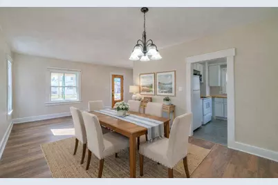 121 N Thompson Street, Jackson, MI 49202 - Photo 11