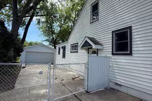 2679 Oxford Rd, Berkley, MI 48072 - Photo 25