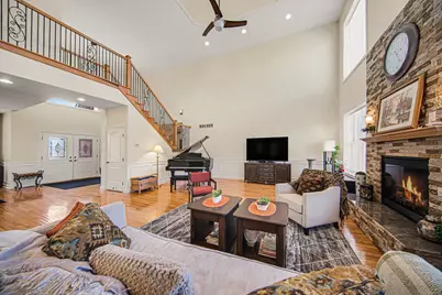 1770 Sandy Creek Lane, Ann Arbor, MI 48103 - Photo 9