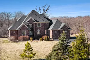 1770 Sandy Creek Ln, Ann Arbor, MI 48103 - Photo 5