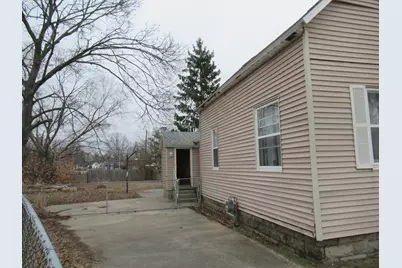 712 Evanston Avenue, Muskegon, MI 49442 - Photo 3