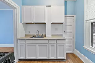 301 Spencer St NE, Grand Rapids, MI 49505 - Photo 9