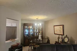 19645 Northridge Dr, Northville, MI 48167 - Photo 9