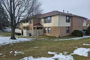 19645 Northridge Dr, Northville, MI 48167 - Photo 3