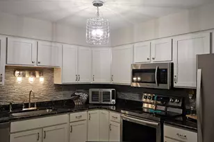 19645 Northridge Dr, Northville, MI 48167 - Photo 9