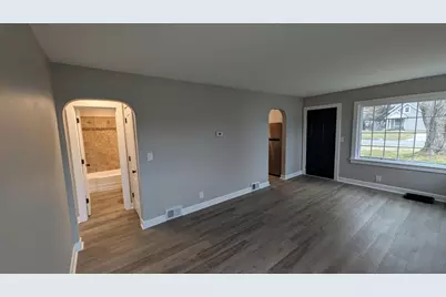 105 N Woodrow Avenue, Battle Creek, MI 49015 - Photo 15