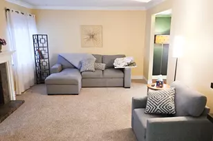 160 Carberry Hill Ct, Kalamazoo, MI 49006 - Photo 7