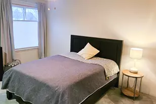 160 Carberry Hill Ct, Kalamazoo, MI 49006 - Photo 17