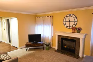 160 Carberry Hill Ct, Kalamazoo, MI 49006 - Photo 5