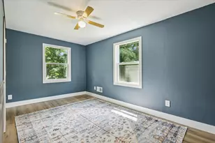 842 10th St, Plainwell, MI 49080 - Photo 33