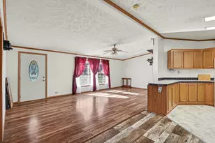 4827 W Paradise Road W, Battle Creek, MI 49015 - Photo 7