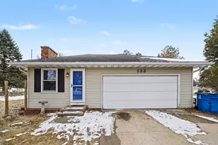 133 Walker Dr, Battle Creek, MI 49017 - Photo 3