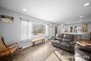 4901 Pinedell Ave NE, Comstock Park, MI 49321 - Photo 5