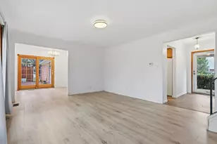 6382 Houghten Dr, Troy, MI 48098 - Photo 5