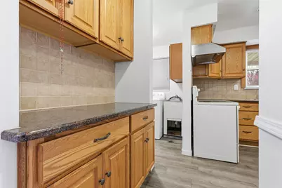 6382 Houghten Drive, Troy, MI 48098 - Photo 9