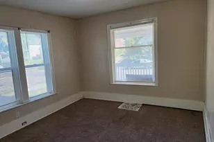 538 Spencer St NE, Grand Rapids, MI 49505 - Photo 9