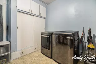 241 N State St, Zeeland, MI 49464 - Photo 11