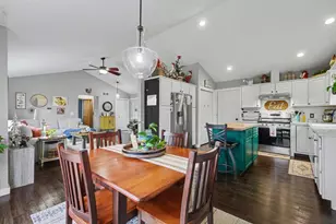 7943 West Side Dr, Hudsonville, MI 49426 - Photo 9