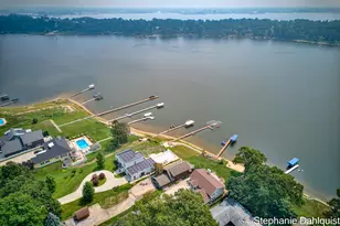 1601 Westwind Ct, Muskegon, MI 49445 - Photo 7