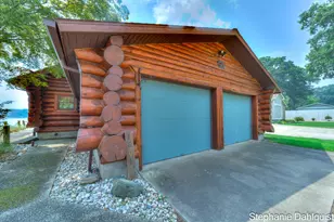 1601 Westwind Ct, Muskegon, MI 49445 - Photo 9