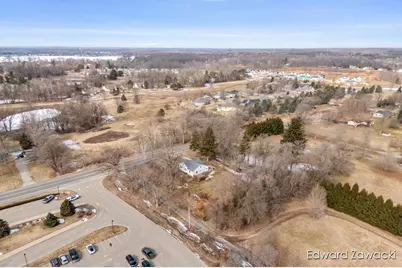 6914 Young Avenue NE, Rockford, MI 49341 - Photo 55