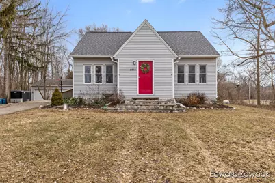 6914 Young Avenue NE, Rockford, MI 49341 - Photo 1