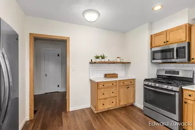 6914 Young Avenue NE, Rockford, MI 49341 - Photo 15