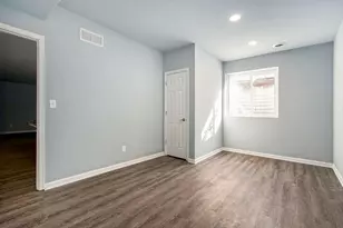 413 Blossom Dr, Ann Arbor, MI 48103 - Photo 39