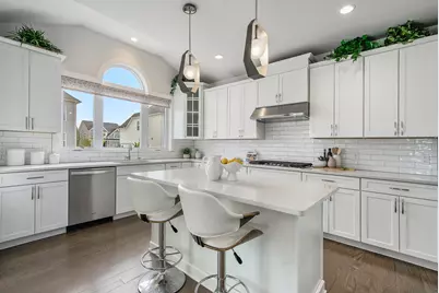 413 Blossom Drive, Ann Arbor, MI 48103 - Photo 9