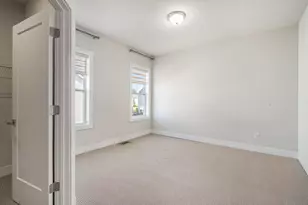 413 Blossom Dr, Ann Arbor, MI 48103 - Photo 31