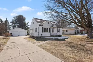 3486 Oak St, Hudsonville, MI 49426 - Photo 3