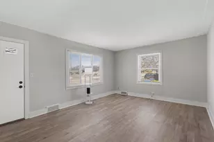 3486 Oak St, Hudsonville, MI 49426 - Photo 5