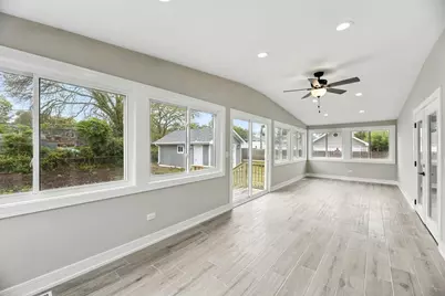 340 N Berrien Street, New Buffalo, MI 49117 - Photo 11