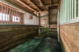 8044 Dexter-Pinckney Rd, Dexter, MI 48130 - Photo 25