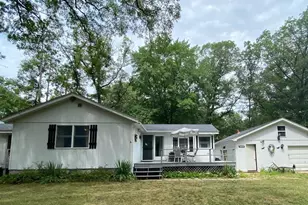 2291 W 22nd St, Fremont, MI 49412 - Photo 1