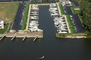 910 W Savidge St, Spring Lake, MI 49456 - Photo 1