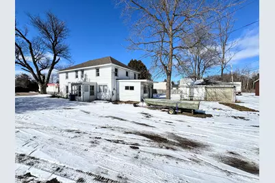 216 N Chestnut Street, Reed City, MI 49677 - Photo 3