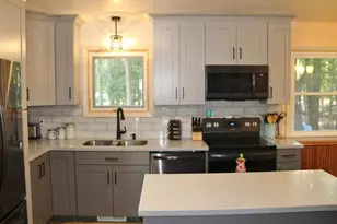 4878 Stanwood St, Norton Shores, MI 49441 - Photo 17