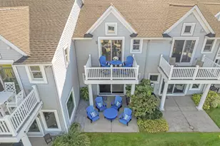 943 W Savidge St, Spring Lake, MI 49456 - Photo 5