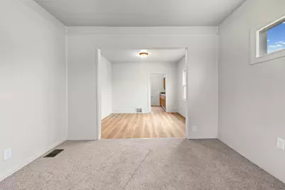 36 E Charlotte Avenue, Ecorse, MI 48229 - Photo 9