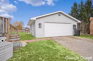 4847 84th St SE, Caledonia, MI 49316 - Photo 3