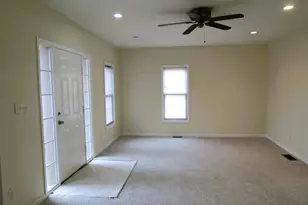 1113 E South St, Jackson, MI 49203 - Photo 11