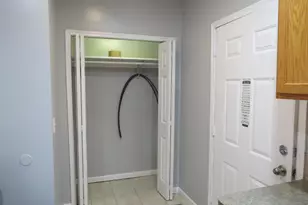 1113 E South St, Jackson, MI 49203 - Photo 25