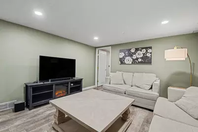 2549 Santigo Avenue SE, Grand Rapids, MI 49546 - Photo 23