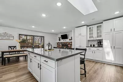 2549 Santigo Avenue SE, Grand Rapids, MI 49546 - Photo 5