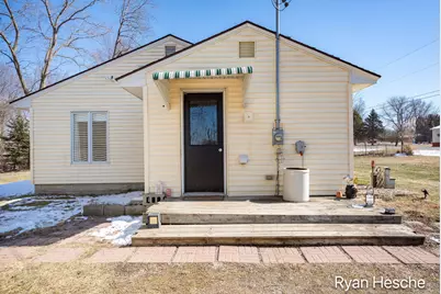 8150 W Clarksville Road, Clarksville, MI 48815 - Photo 21