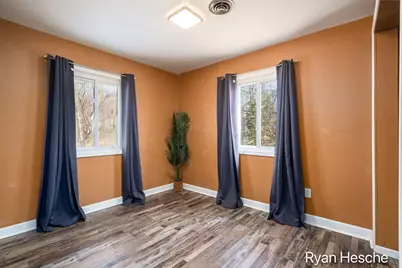 8150 W Clarksville Road, Clarksville, MI 48815 - Photo 11