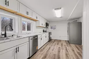 17022 Hull St, Constantine, MI 49042 - Photo 7