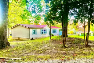 5482 Circle Dr, Reading, MI 49274 - Photo 11