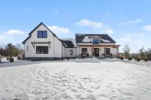 7433 Walsh Rd, Dexter, MI 48130 - Photo 3